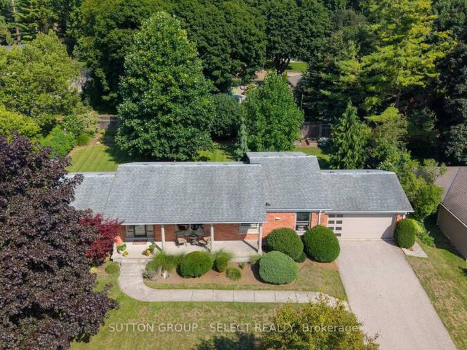 847 CLEARVIEW AVENUE, London, Ontario N6H 2N1