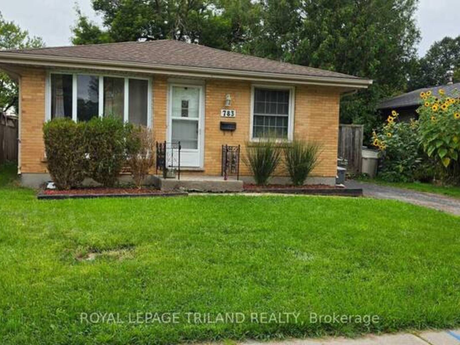 783 DUNDALK DRIVE, London, Ontario N6C 3V3