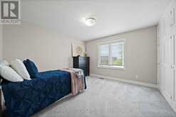 944 COLLINS DRIVE | London Ontario | Slide Image Thirty-seven