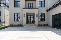 365 MANHATTAN DRIVE | London Ontario | Slide Image Three