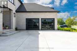 365 MANHATTAN DRIVE | London Ontario | Slide Image Four