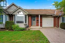 18 - 122 SHERWOOD FOREST SQUARE | London Ontario | Slide Image Two
