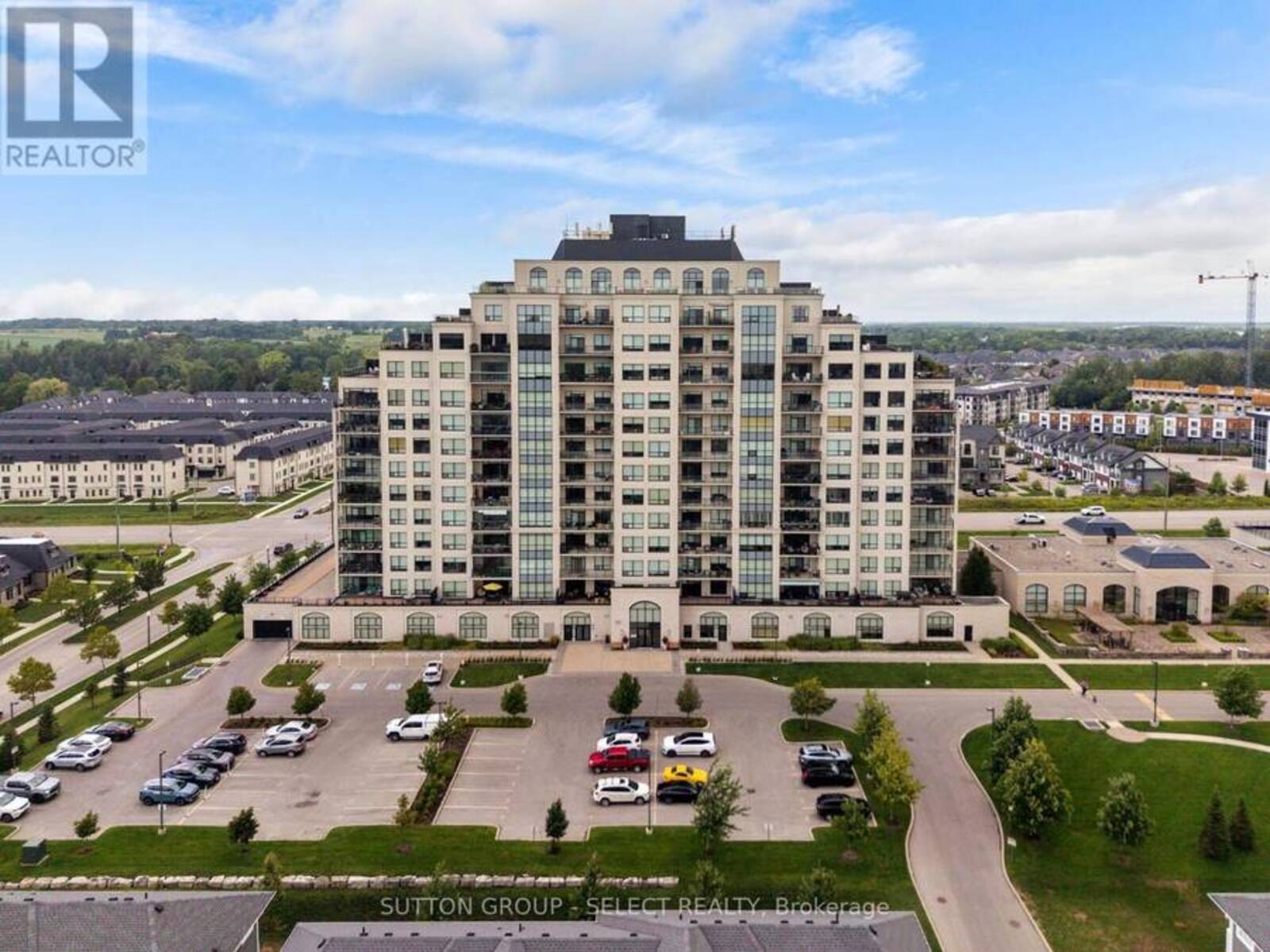 209 - 260 VILLAGEWALK BOULEVARD, London, Ontario N6G 0W6