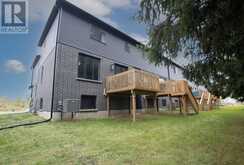 579 REGENT STREET | Mount Brydges Ontario | Slide Image Thirty-two