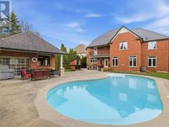 2 - 7222 CLAYTON WALK London Ontario, N6P 1W1