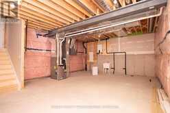 621 REGENT STREET | Mount Brydges Ontario | Slide Image Thirty-one