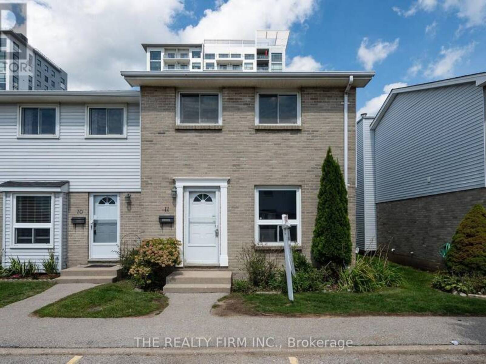 11 - 1786 ATTAWANDARON ROAD, London, Ontario N6G 3N1
