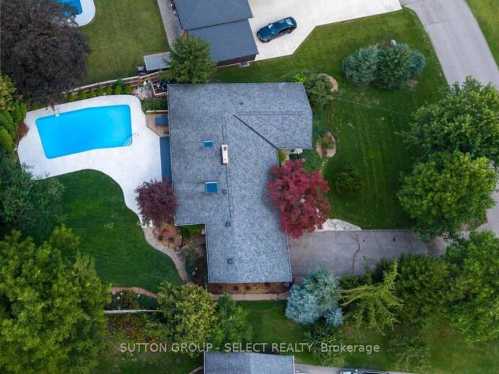 10 NORTHCREST DRIVE, London, Ontario N5X 3V8