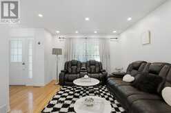 270 SOUTH LEAKSDALE CIRCLE | London Ontario | Slide Image Ten