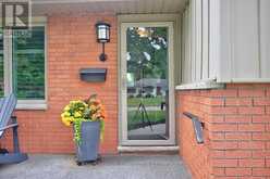 24 FIELD ROAD | London Ontario | Slide Image Thirty-seven
