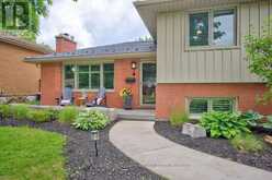 24 FIELD ROAD | London Ontario | Slide Image Three