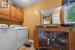 39 WESTBROOK DRIVE | Komoka Ontario | Slide Image Fifteen