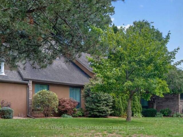 39 WESTBROOK DRIVE Komoka Ontario, N0L 1R0 - 4 Bedrooms Home For Sale