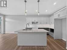 4 THOMAS COURT | St. Thomas Ontario | Slide Image Nine