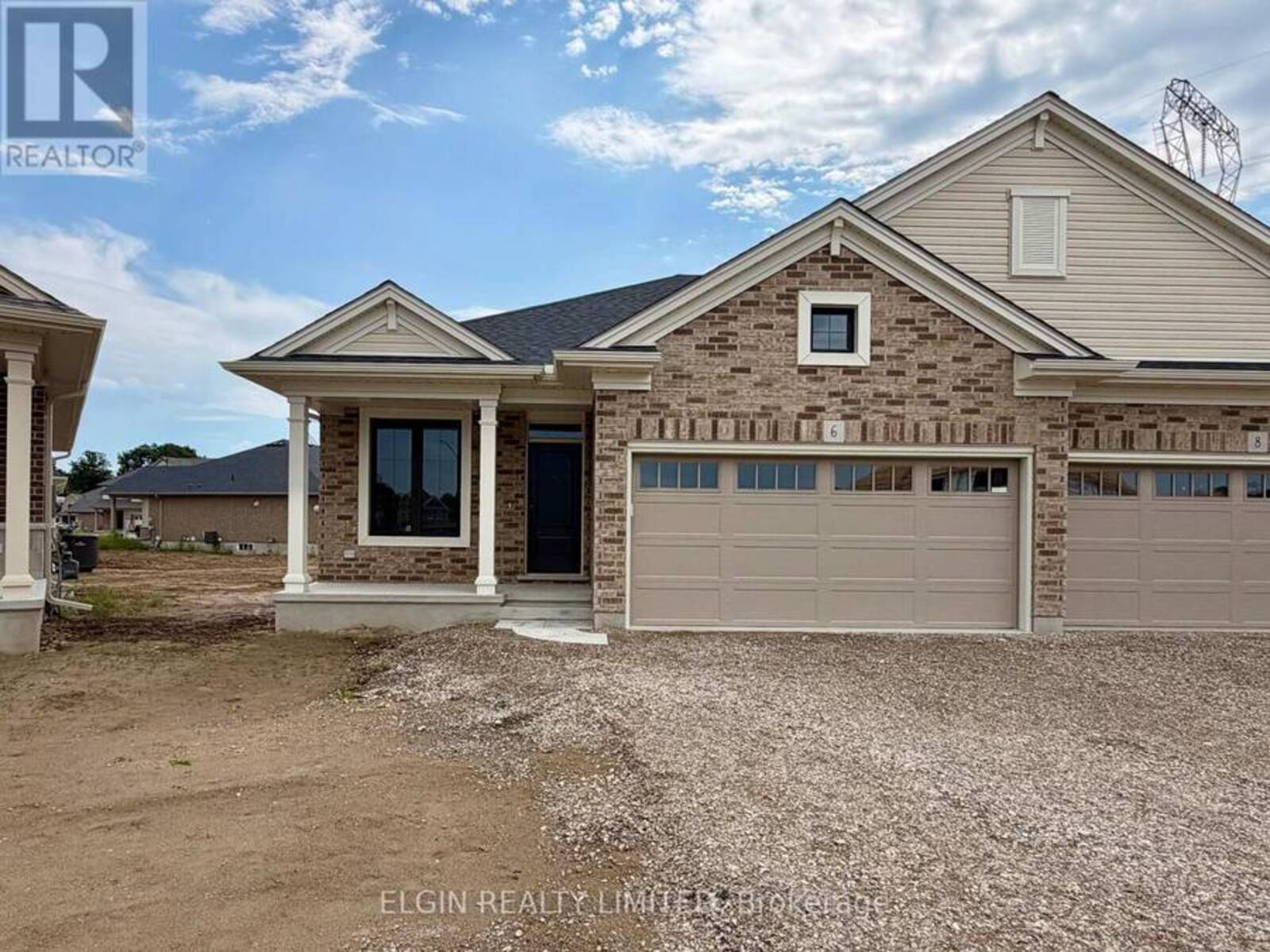 6 THOMAS COURT, St. Thomas, Ontario N5P 0E5