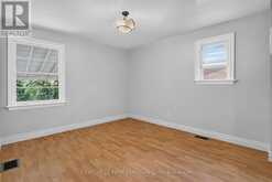 244 EDINBURGH STREET | London Ontario | Slide Image Thirteen