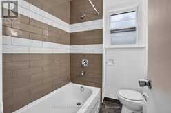 244 EDINBURGH STREET | London Ontario | Slide Image Nineteen