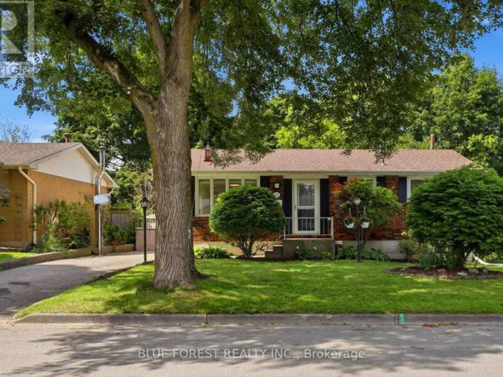 83 AMY CRESCENT, London, Ontario N5Y 4A5