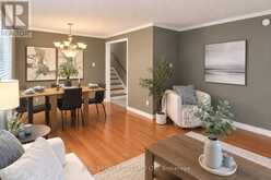 95 CLIFTON CRESCENT S | London Ontario | Slide Image Three