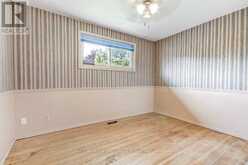 1 PICKWICK PLACE | London Ontario | Slide Image Nine
