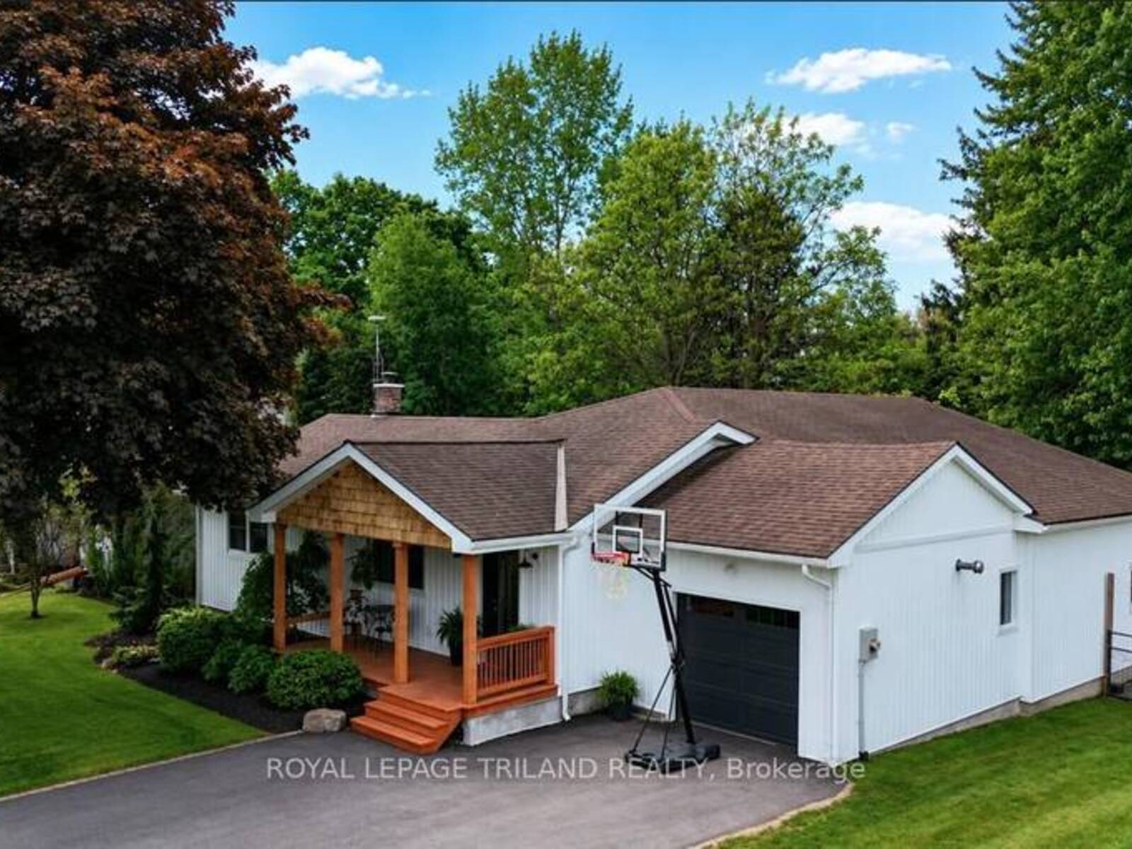 298 SUNSET DRIVE, St. Thomas, Ontario N5R 3C5