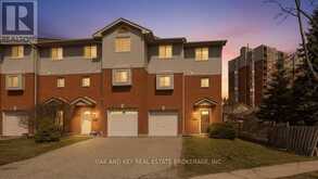 18 CHAPMAN COURT | London Ontario | Slide Image Forty
