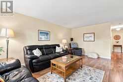 65 VILLENEUVE CRESCENT | London Ontario | Slide Image Four
