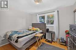 4 HARDING CRESCENT | London Ontario | Slide Image Thirteen
