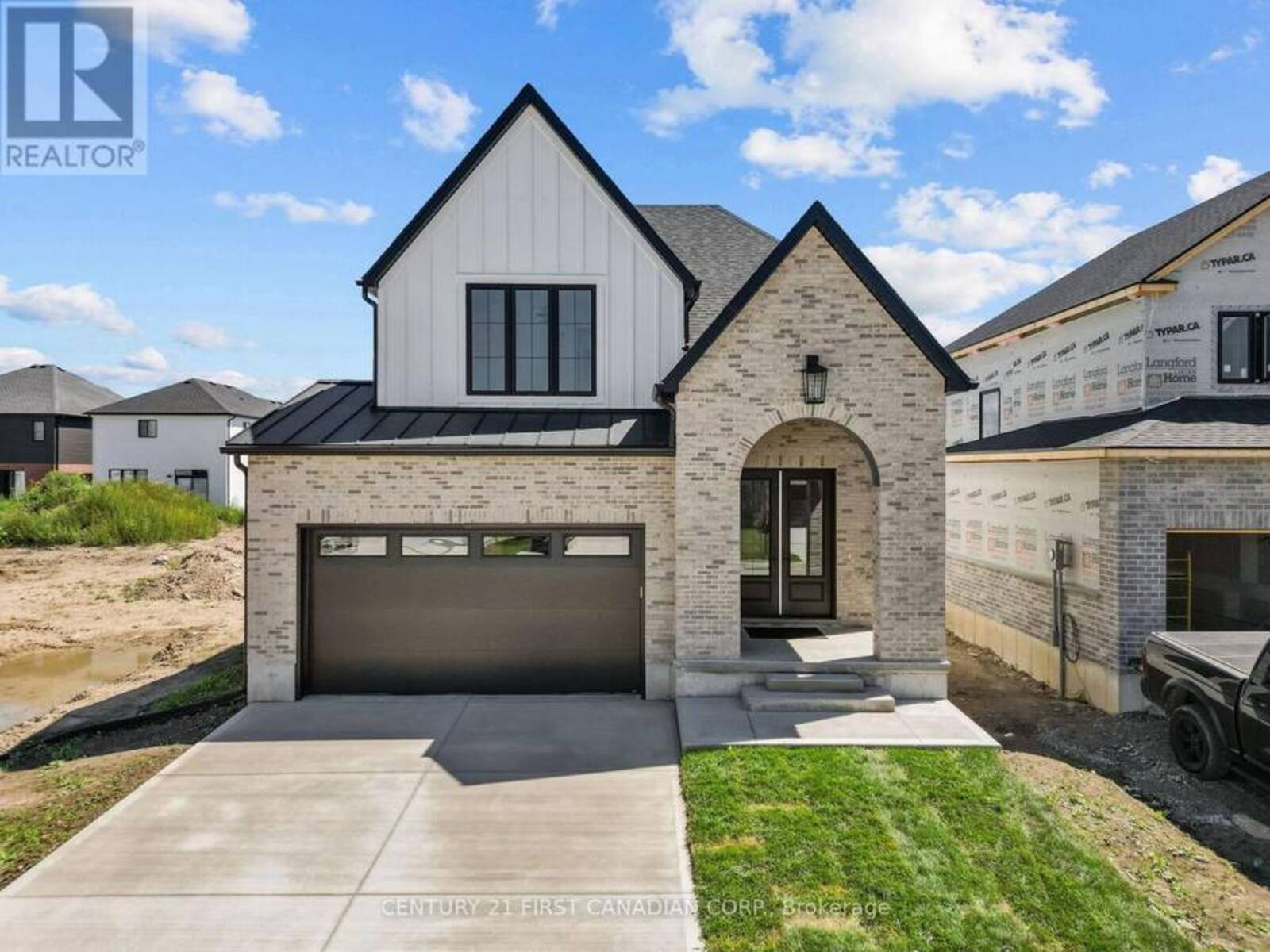 24 SHELDABREN STREET, North Middlesex, Ontario N0M 1A0