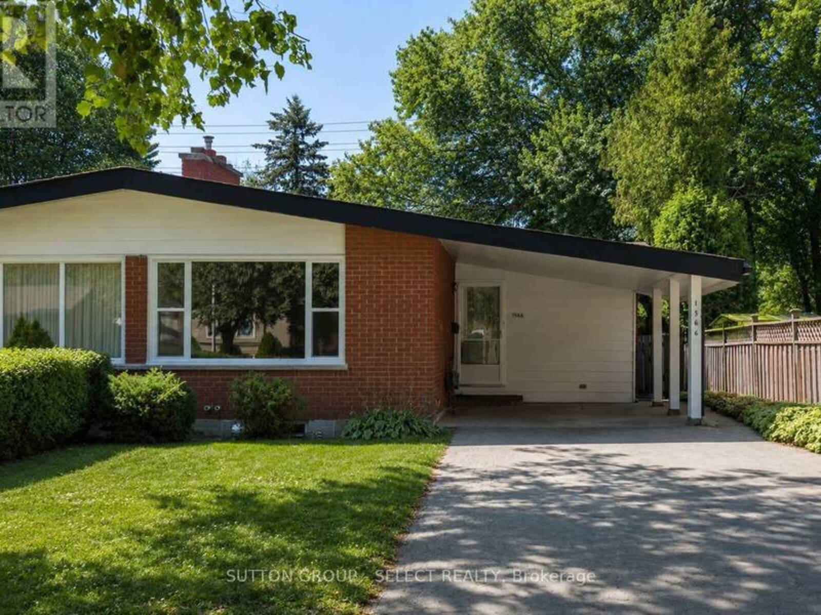 1566 NAIRN AVENUE, London, Ontario N5V 2P2