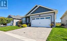 34 SUNRISE LANE | Grand Bend Ontario | Slide Image Eight