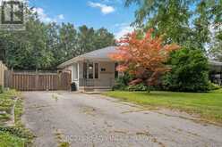 34 OREGON ROAD | London Ontario | Slide Image Six