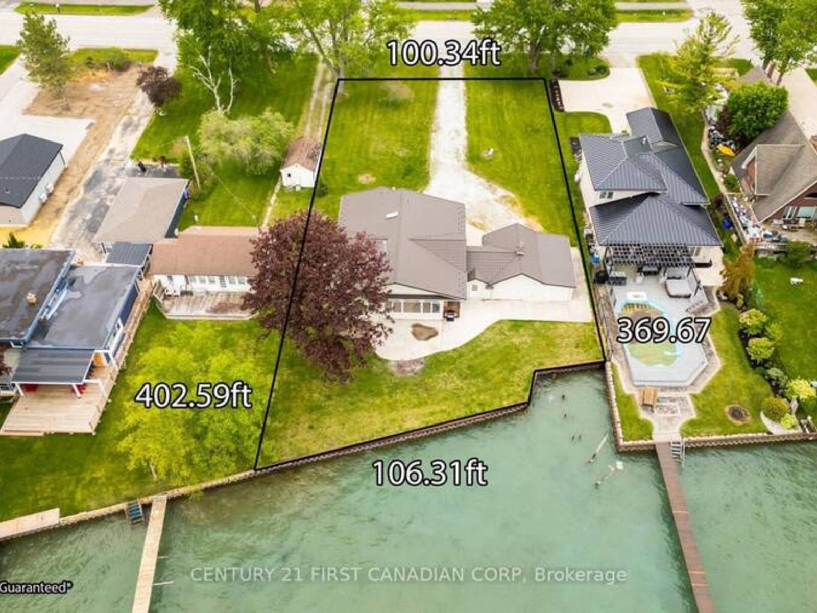 3877 ST CLAIR PARKWAY, St. Clair, Ontario N0P 2B0