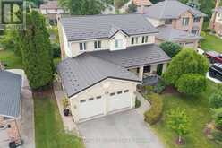 46 GARDEN WALK | London Ontario | Slide Image Two