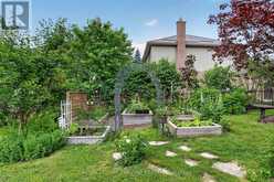 46 GARDEN WALK | London Ontario | Slide Image Thirty-nine