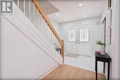 9 ULLSWATER CRESCENT | London Ontario | Slide Image Four