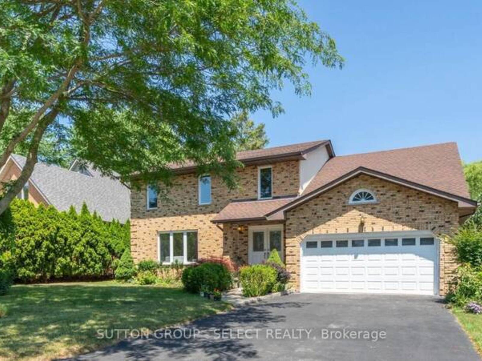 9 ULLSWATER CRESCENT, London, Ontario N6G 4L4