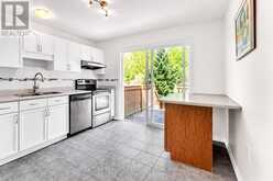 1761 DEVOS DRIVE | London Ontario | Slide Image Thirteen