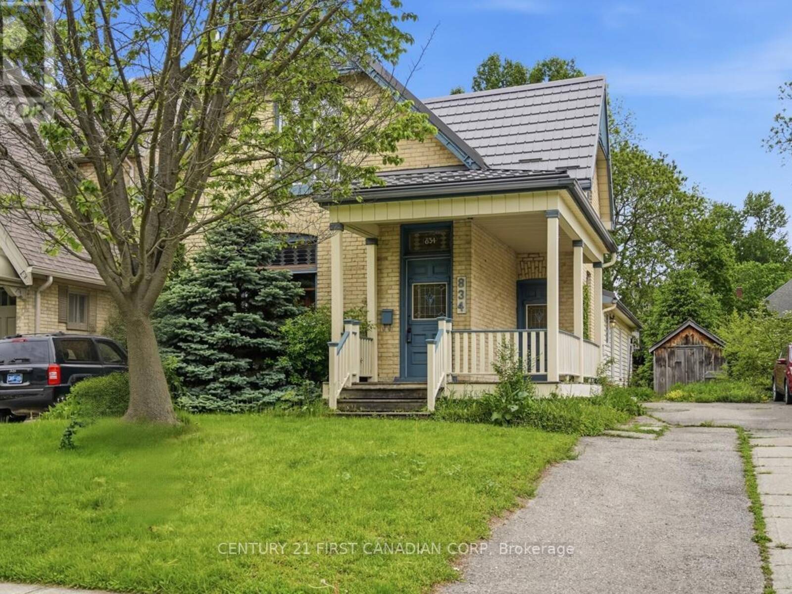 834 COLBORNE STREET, London, Ontario N6A 4A2