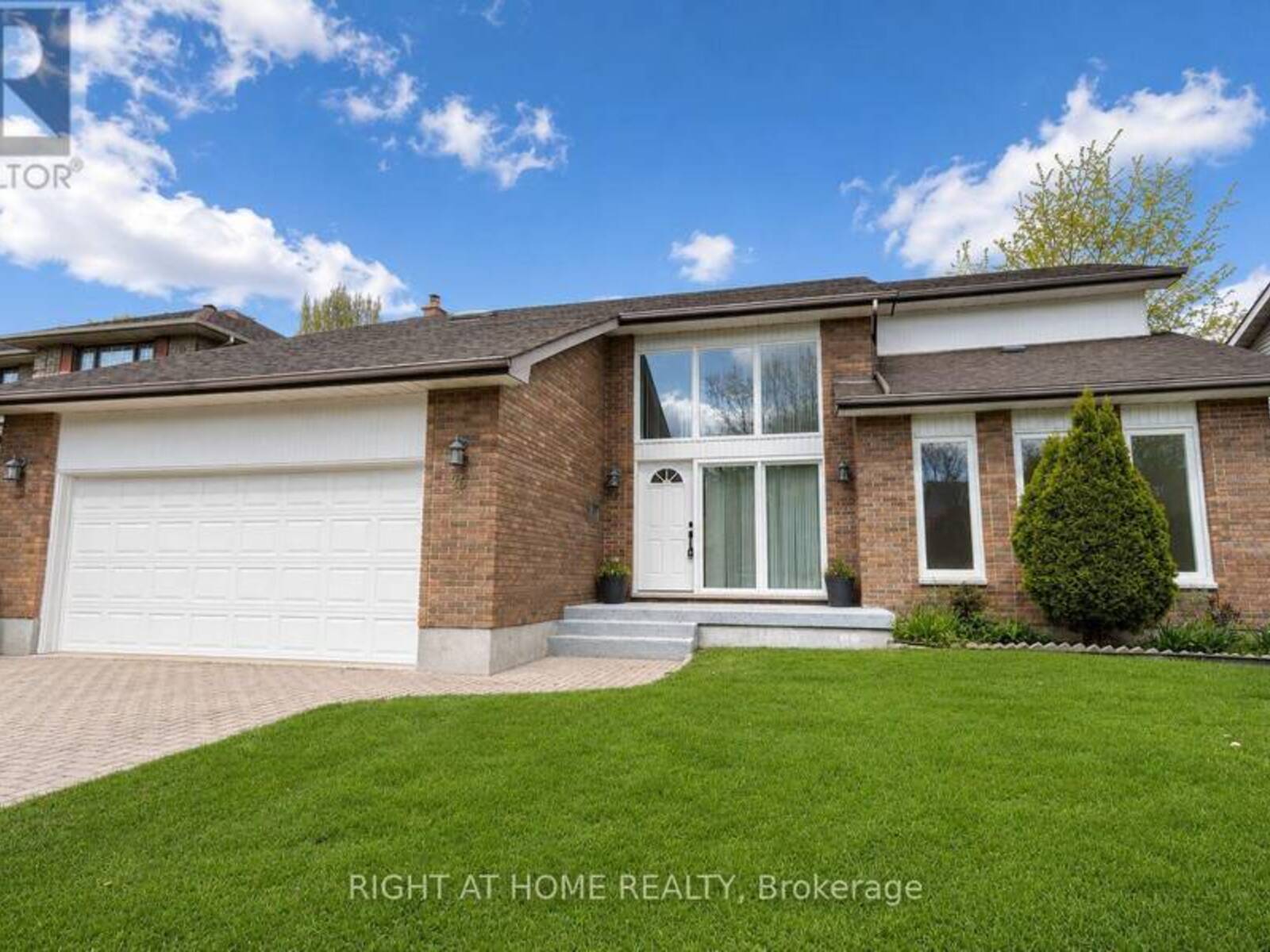 26 GRASMERE CRESCENT, London, Ontario N6G 4P2