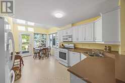 33 ILDERBROOK CIRCLE | Ilderton Ontario | Slide Image Eight