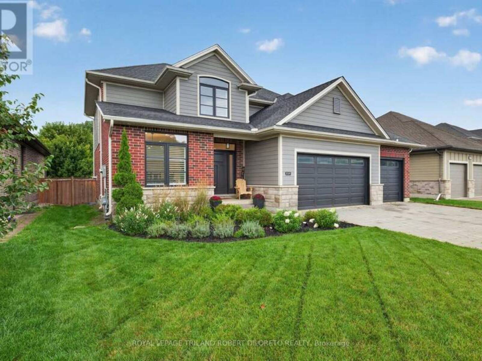 734 RADISSON LANE, Mount Brydges, Ontario N0L 1W0