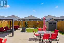 26 - 383 DAVENTRY WAY | Komoka Ontario | Slide Image Eight