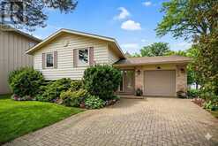 4084 BLUEPOINT DRIVE | Plympton-Wyoming Ontario | Slide Image Three
