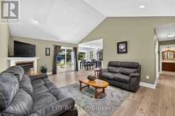10011 JENNA ROAD | Grand Bend Ontario | Slide Image Eight