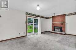 744 CLASSIC DRIVE | London Ontario | Slide Image Fifteen
