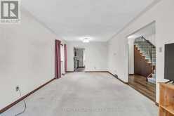 744 CLASSIC DRIVE | London Ontario | Slide Image Six