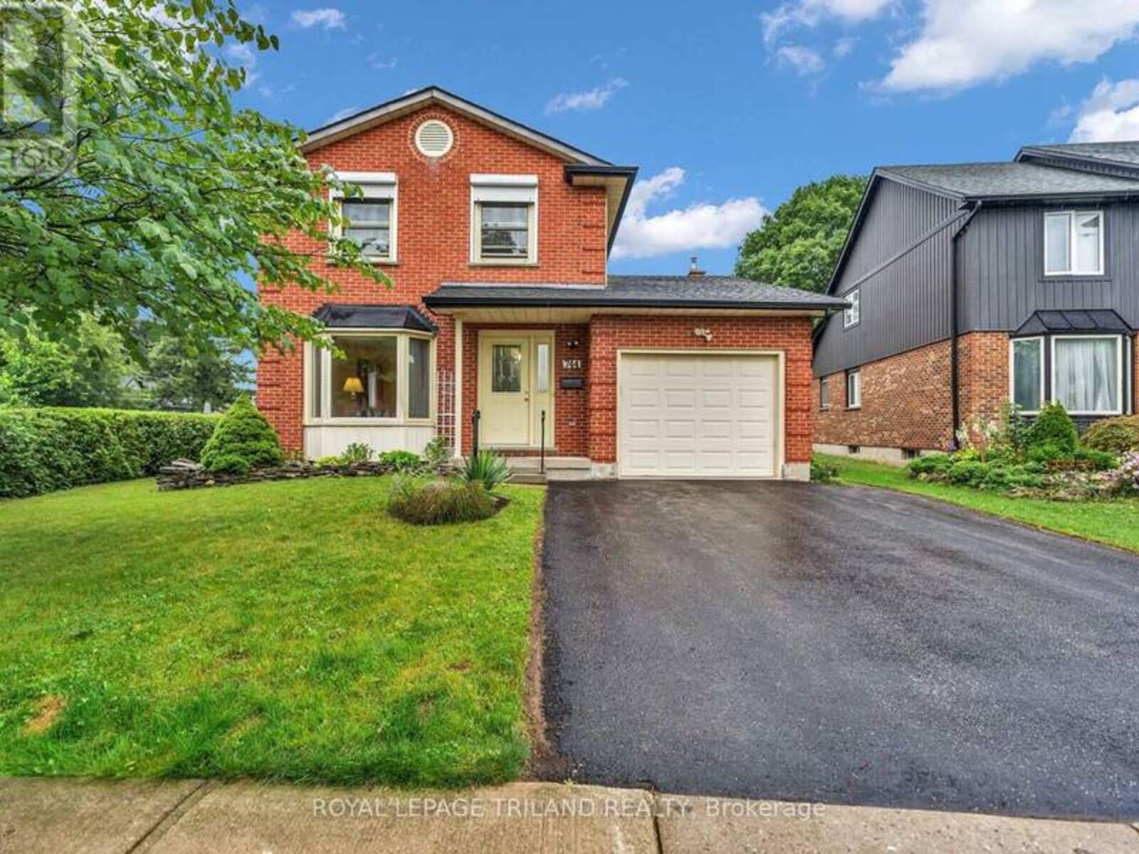 744 CLASSIC DRIVE, London, Ontario N5W 5T5