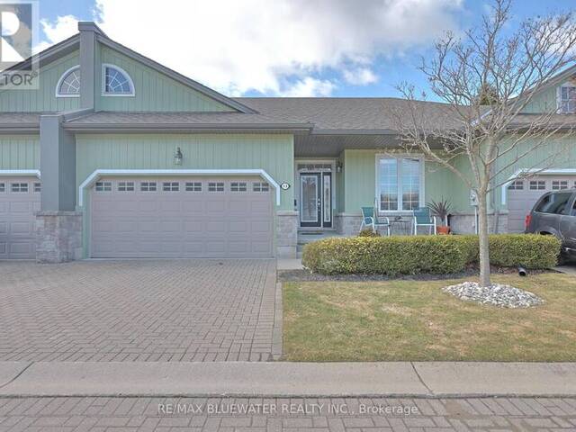 13 OAKWOOD LINKS LANE Grand Bend Ontario, N0M 1T0 - 4 Bedrooms Condo For Sale