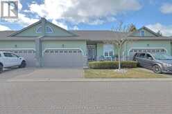 13 OAKWOOD LINKS LANE | Grand Bend Ontario | Slide Image Six
